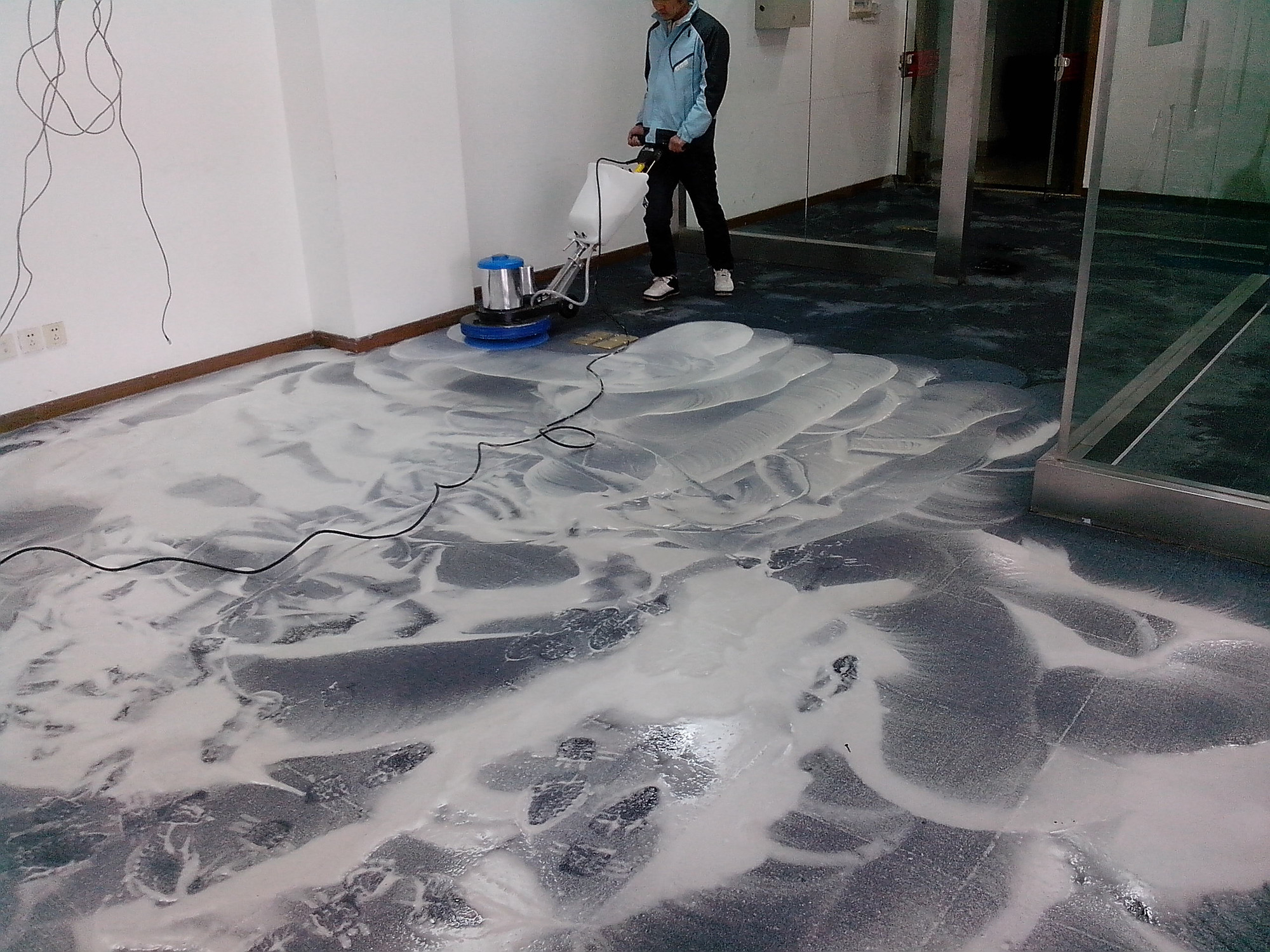清洗地毯_大型地毯清洗_北京金龙清洗地毯公司
